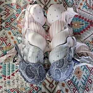 Body By Victoria bra lot